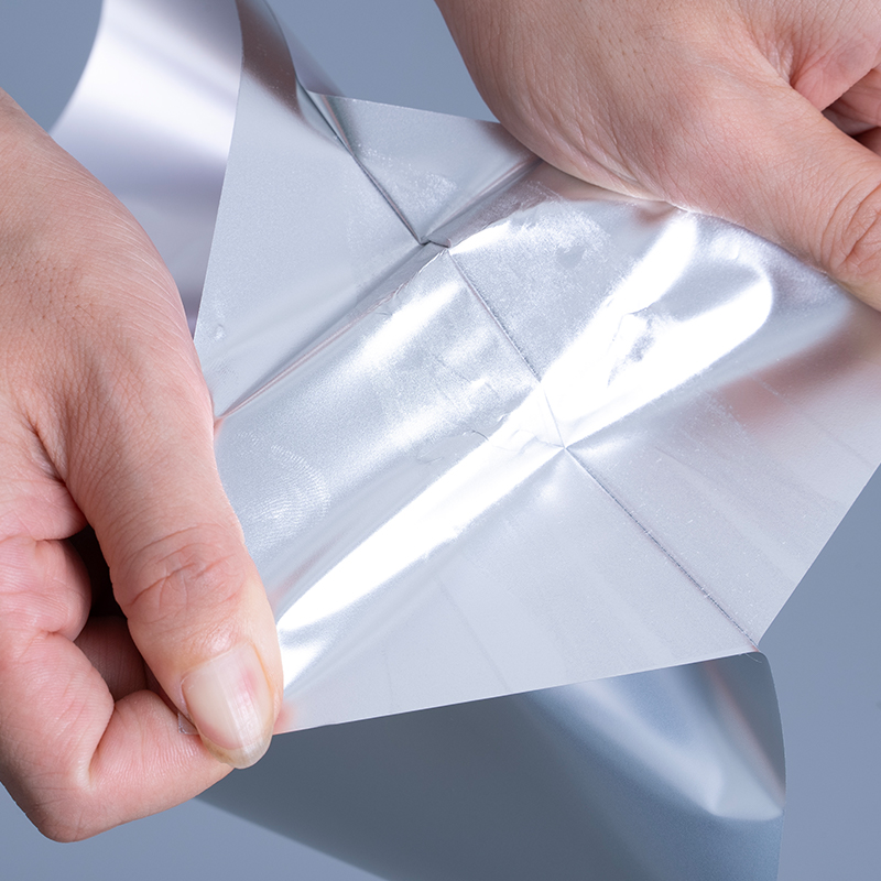 Phim PET bạc mờ tự dính